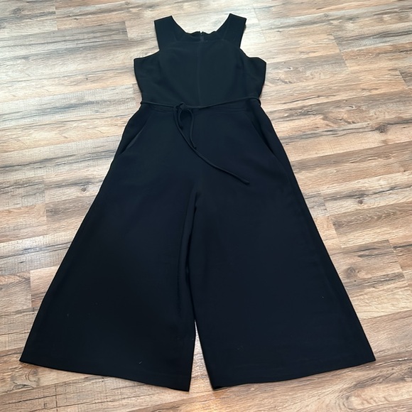 Maggy London Pants - LAGGY LONDON JUMPY SUIT WOMEN SIZE 10 BLACK WIDE LEG SLEEVELESS SQUARE NECK